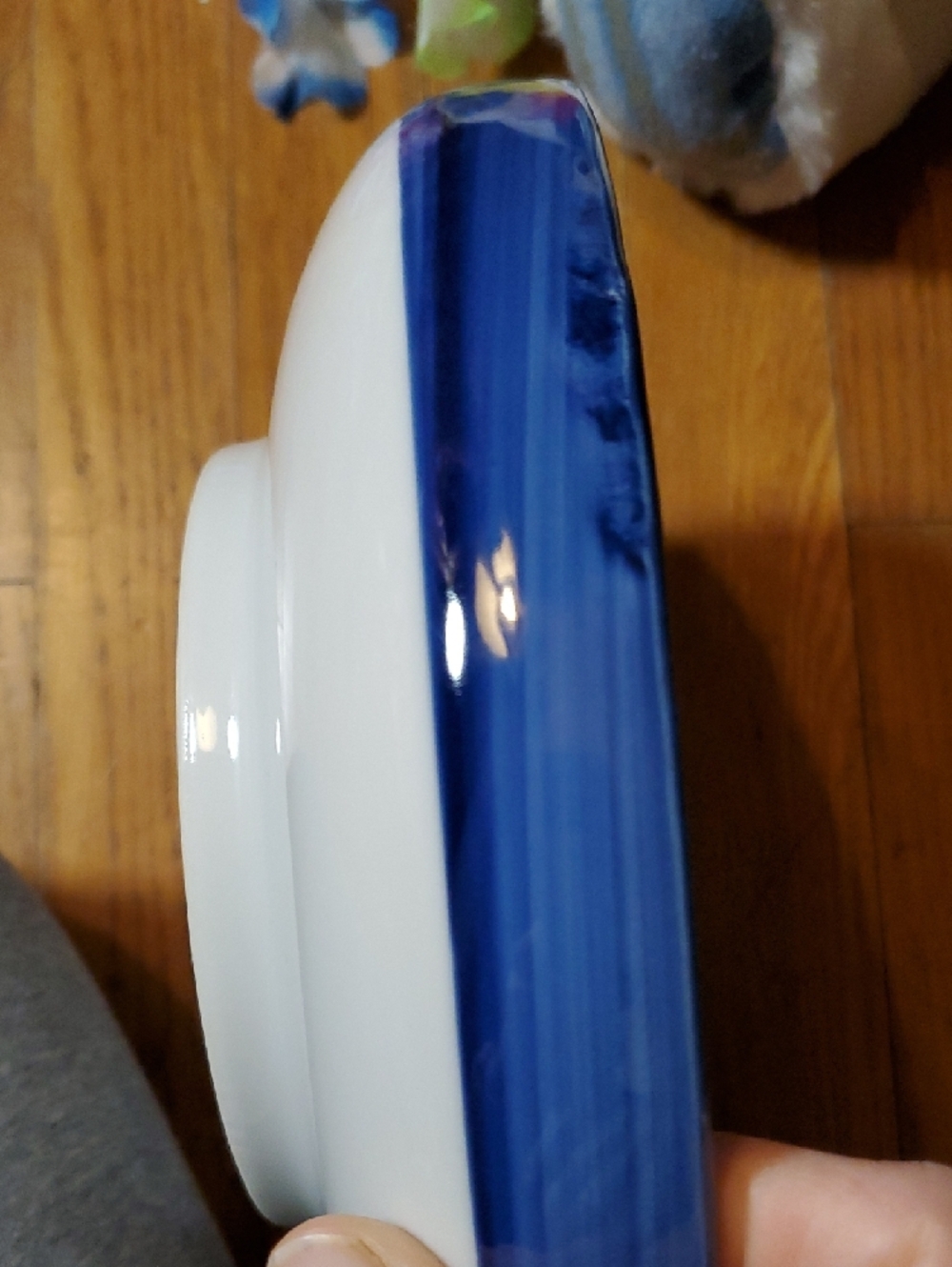 Vintage Blue And White Radiating Lines Serving Bowl - Picture 7 of 12